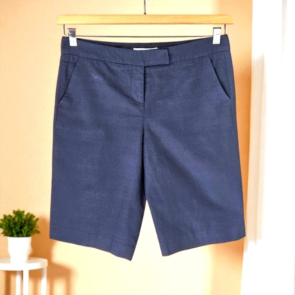 Beth Bowley Women's Navy Blue Small Pin- Stripe Bermuda Dress Shorts Size 6 Nwt
